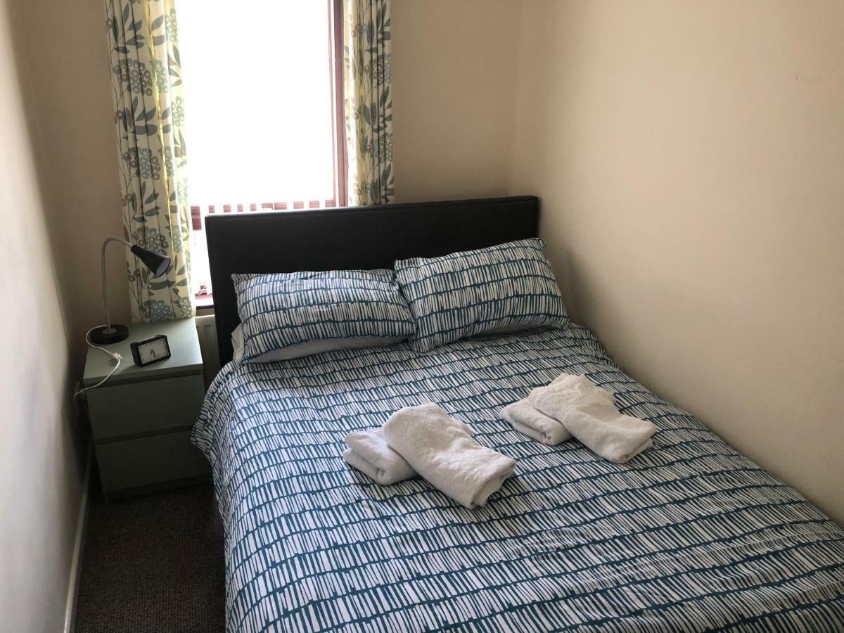 Claire’s AirBNB 2 Belfast Extérieur photo